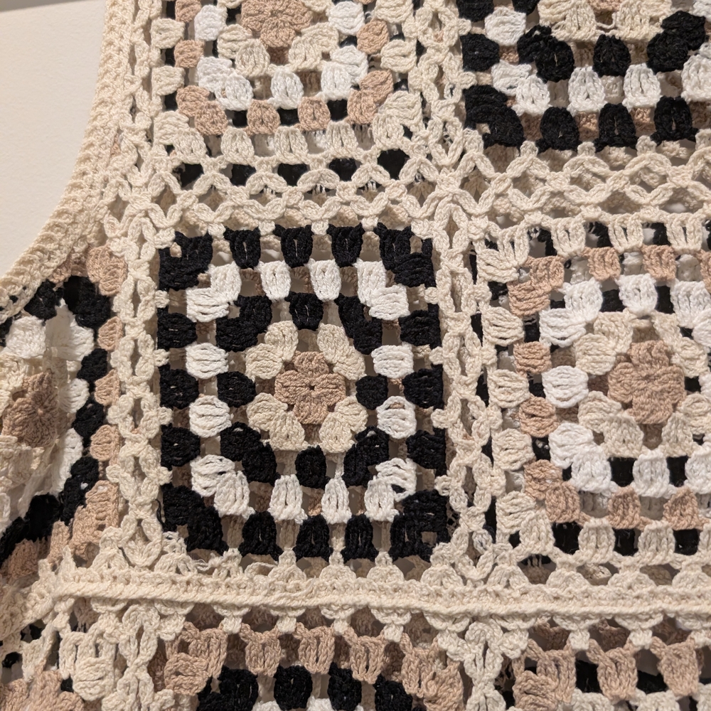House of Harlow 1960 Crochet Square-Panel Festival Dress in Cream and Black - Picture 2 of 4